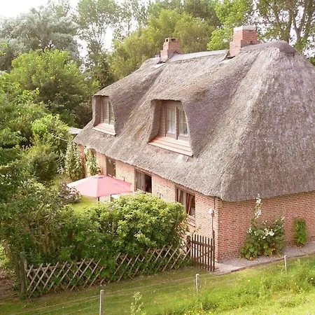 Feriehus With 5 Bedrooms *